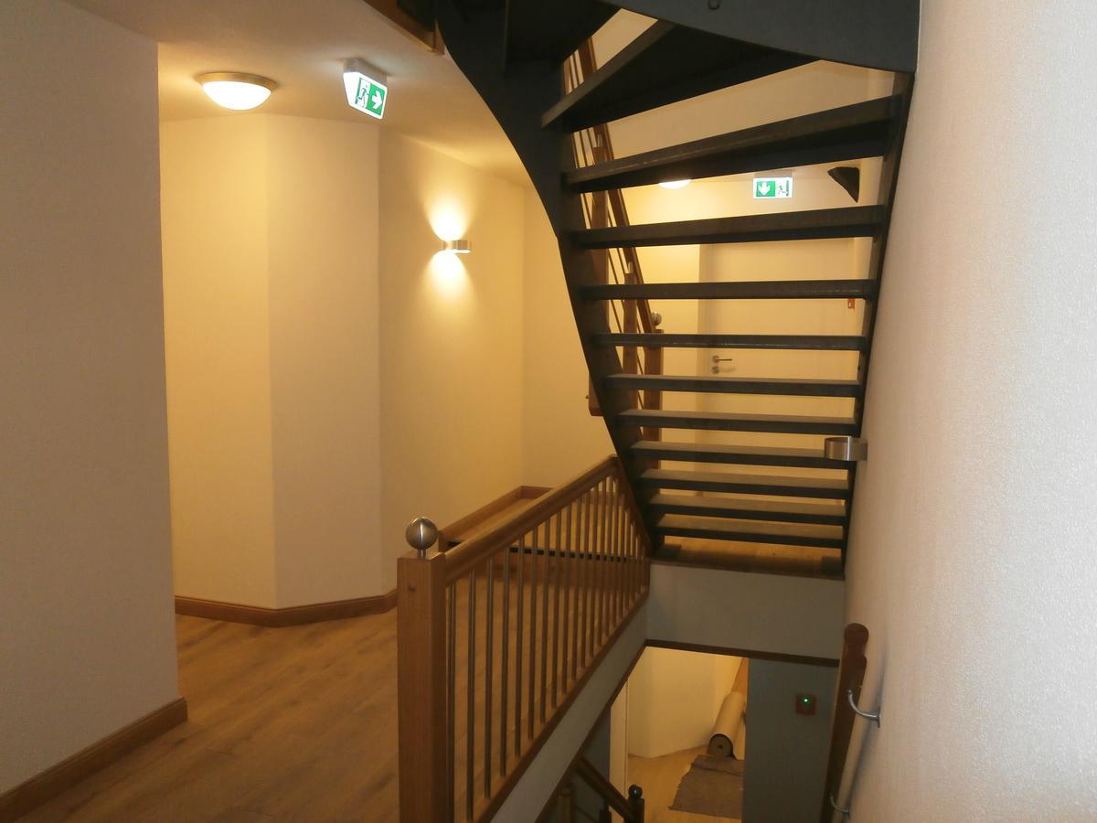 Fachwerk-Hotel Eisenbart Munden  Exterior photo